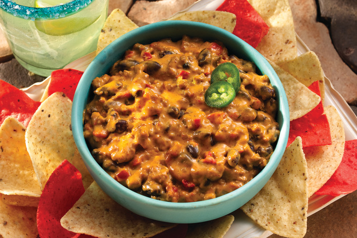 Easy Slow Cooker Queso Dip
